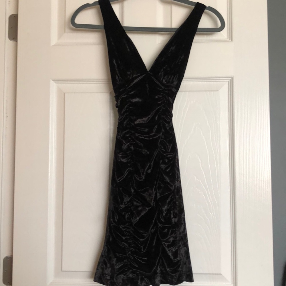 Windsor velvet dress